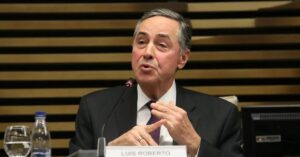 Ministro Luís Roberto Barroso fala em evento sobre o futuro das leis trabalhistas no Brasil.