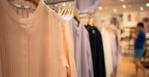 moda evita queda no varejo
