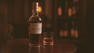 quanto custa o uísque The Macallan em ambiente sofisticado