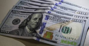 tarifa de Trump afeta dólar e Ibovespa