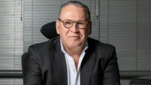 Dono da Ultrafarma, Sidney Oliveira