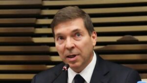 Presidente da Fiesp Josué Gomes da Silva durante anúncio de apoio ao Plano Brasil Soberano.