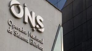 Fachada do Operador Nacional do Sistema Elétrico destacando o Prêmio ONS de Qualidade na Operação.