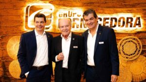 Pablo Leão Ribeiro, Nertan Ribeiro e André Leão Ribeiro na celebração dos 70 anos do Grupo Fornecedora