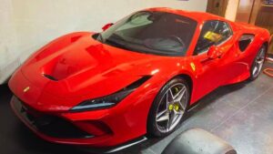 Maurício Camisotti foi preso; Ferrari apreendida em operação da PF sobre fraudes no INSS