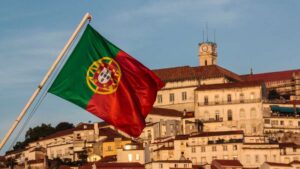 Mercado imobiliário português em 2025 com preços recordes e vendas em alta