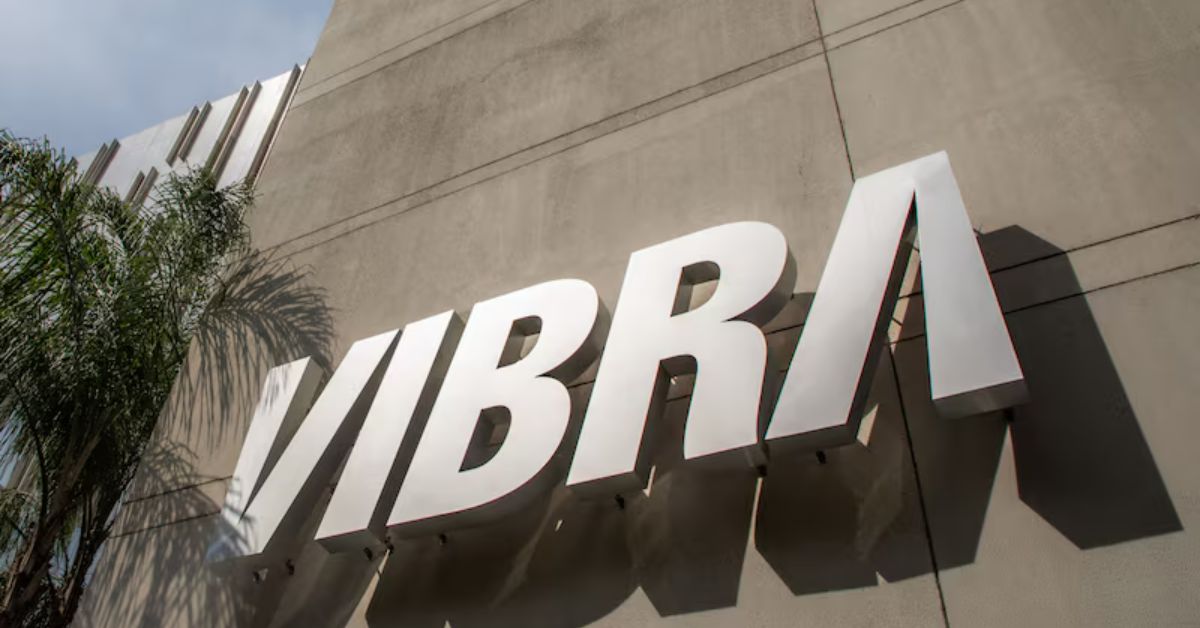 Vibra investment grade com rating BBB- atribuído pela S&P Global Ratings e perspectiva estável acima do rating soberano do Brasil