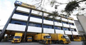 reestruturação dos Correios inclui corte de agências e mudanças no plano de saúde