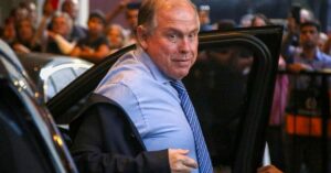 Demissão do chanceler argentino Gerardo Werthein agrava crise do governo Milei.