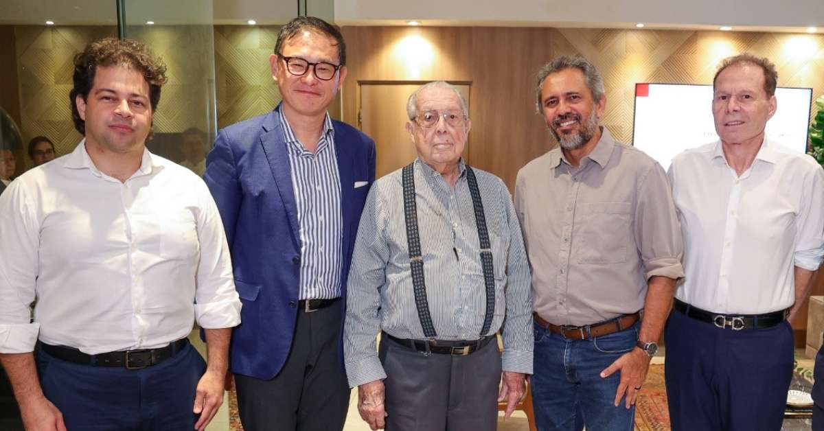 Grupo Carmais recebe diretoria da Honda em Fortaleza com Adriano Ventura, Arata Ichinose, Edson Ventura, Elmano de Freitas e Julio Ventura.