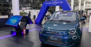 Resultados da Stellantis 3T25 com alta de receita e expansão global