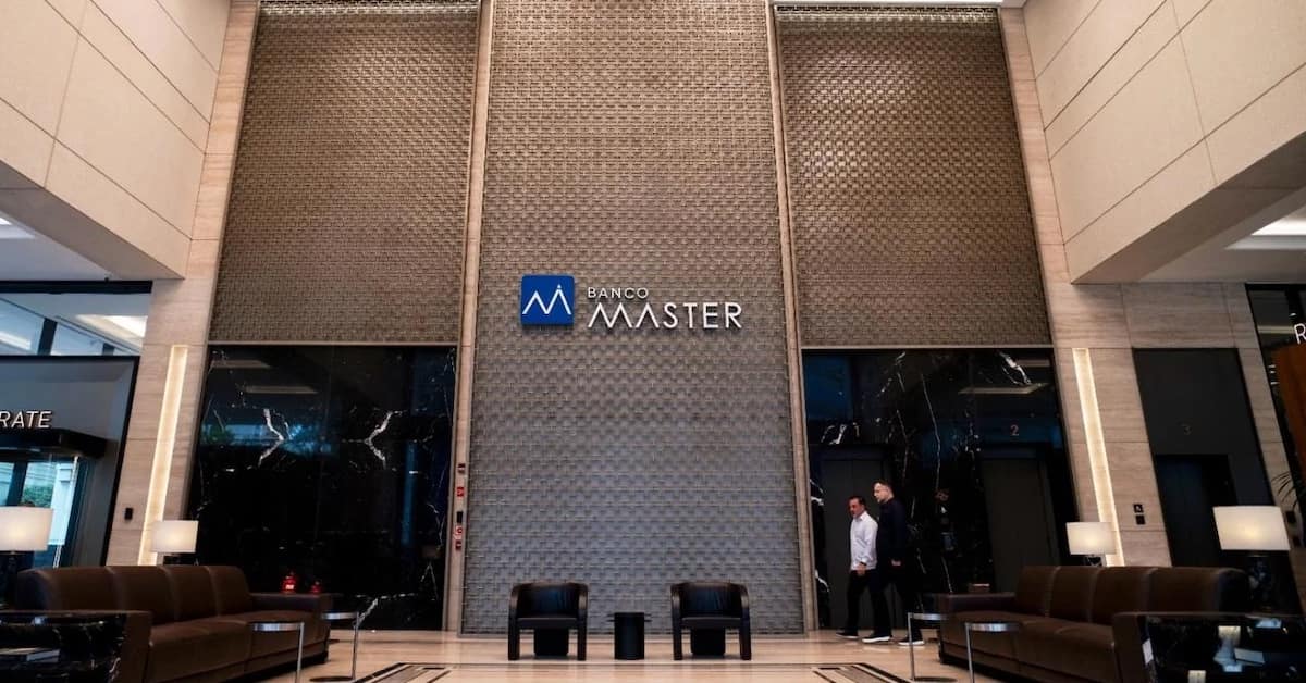 Caso Banco Master: sede do Banco Master em São Paulo durante crise citada pela Febraban.