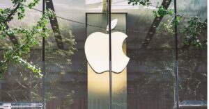 iPhone 17 impulsiona ações da Apple a recorde histórico em 2025