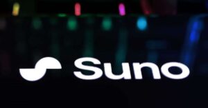 Logotipo da Suno em fundo escuro representando o valuation da Suno acima de US$ 2 bilhões em nova rodada de investimento.