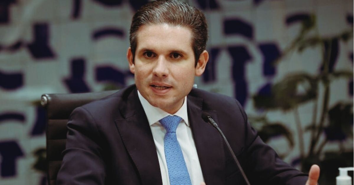 Hugo Motta em agenda sobre fraudes no setor de combustíveis