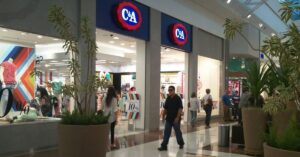 esultados da C&A no 3T25 impulsionam ações CEAB3 na B3.