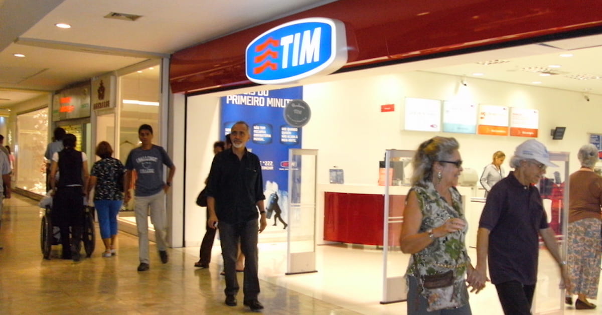 Lucro da TIM no 3T25 reflete avanço do pós-pago e controle de custos