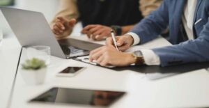 TJ/SP declara holding familiar nula por fraude à legítima e determina retorno dos bens ao espólio.