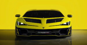 Lamborghini Fenomeno híbrido exibido em Monterey com design aerodinâmico e motor V12