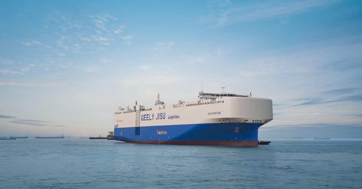 Navio da Geely Jisu Fortune em alto mar.