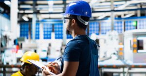 Produção industrial em setembro mostra recuo de 0,4% segundo IBGE