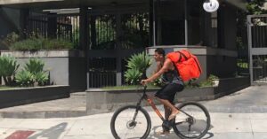 Trabalho por aplicativo em expansão e seu impacto sobre o desemprego no Brasil