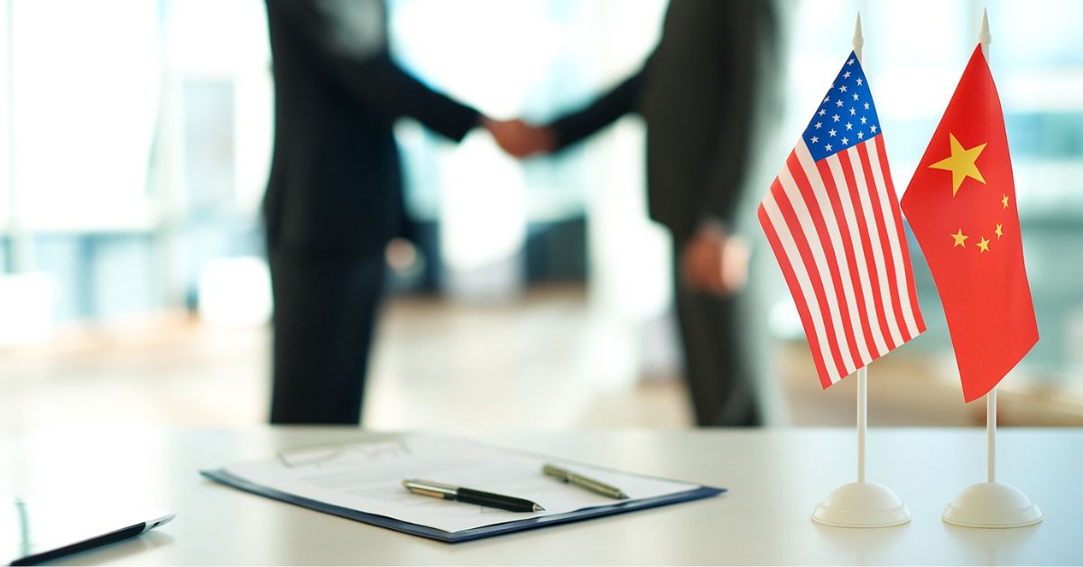 trégua entre EUA e China reduz tarifas portuárias.