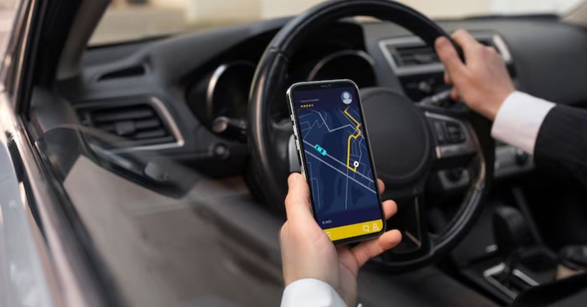 Uber oferece viagens autonomas com uso de aplicativo em veículo