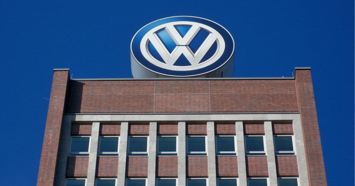 Investimento da Volkswagen impulsiona modernização industrial até 2030