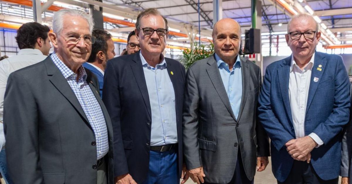 Carlos Prado, Urbano Costa Lima, Fernando Cirino Gurgel e Ricardo Cavalcante no Polo Automotivo do Ceará