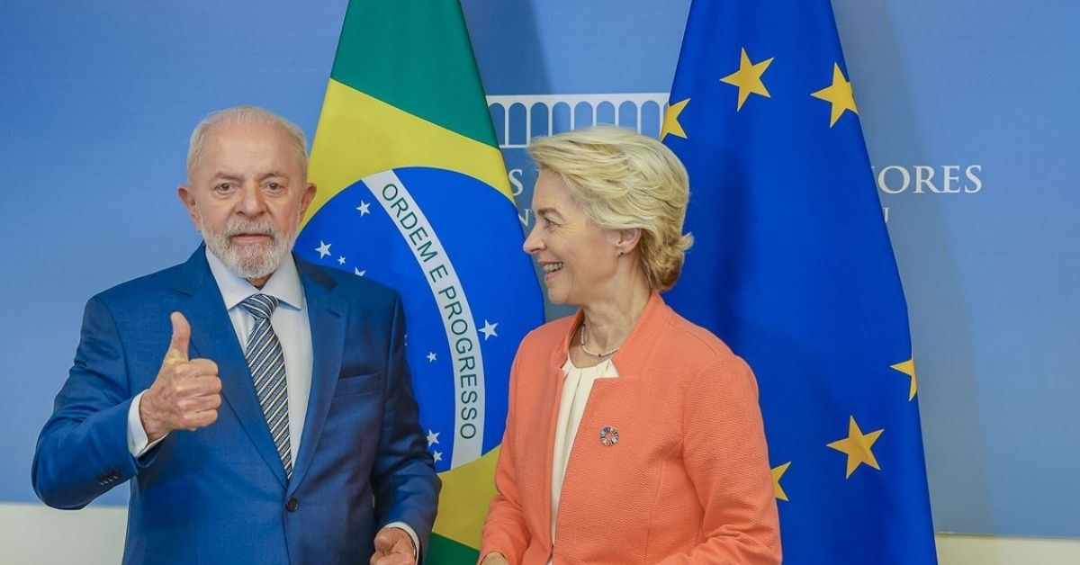 Lula e Ursula von der Leyen durante reunião entre Brasil e União Europeia