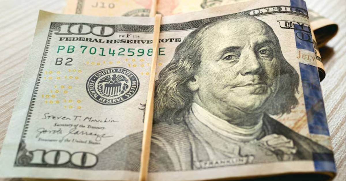 Dólar fecha em queda no fechamento do mercado financeiro brasileiro