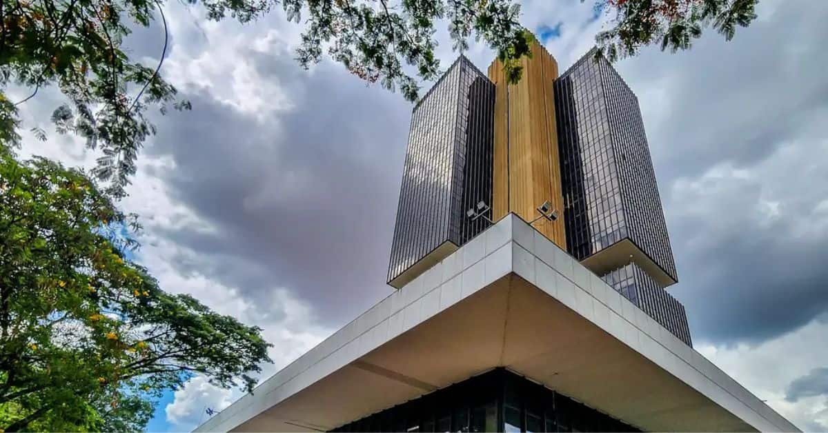 Operações de crédito do SFN atingem R$ 7 trilhões em novembro de 2025