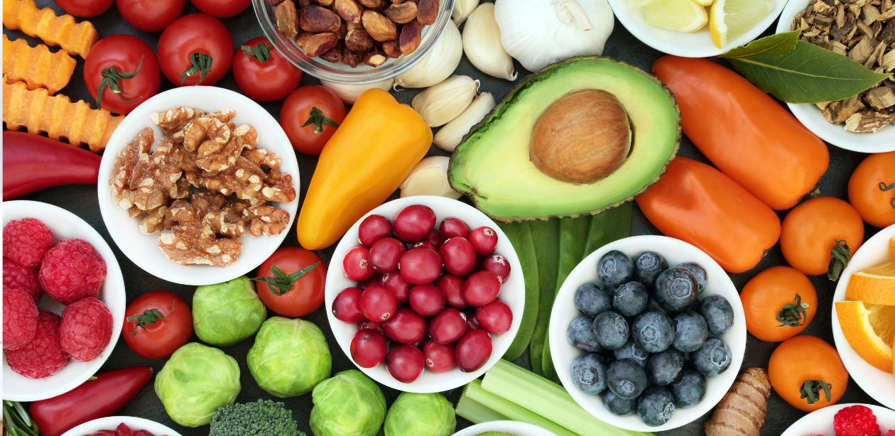 Preços de alimentos em 2026 impactados por safra agrícola e câmbio