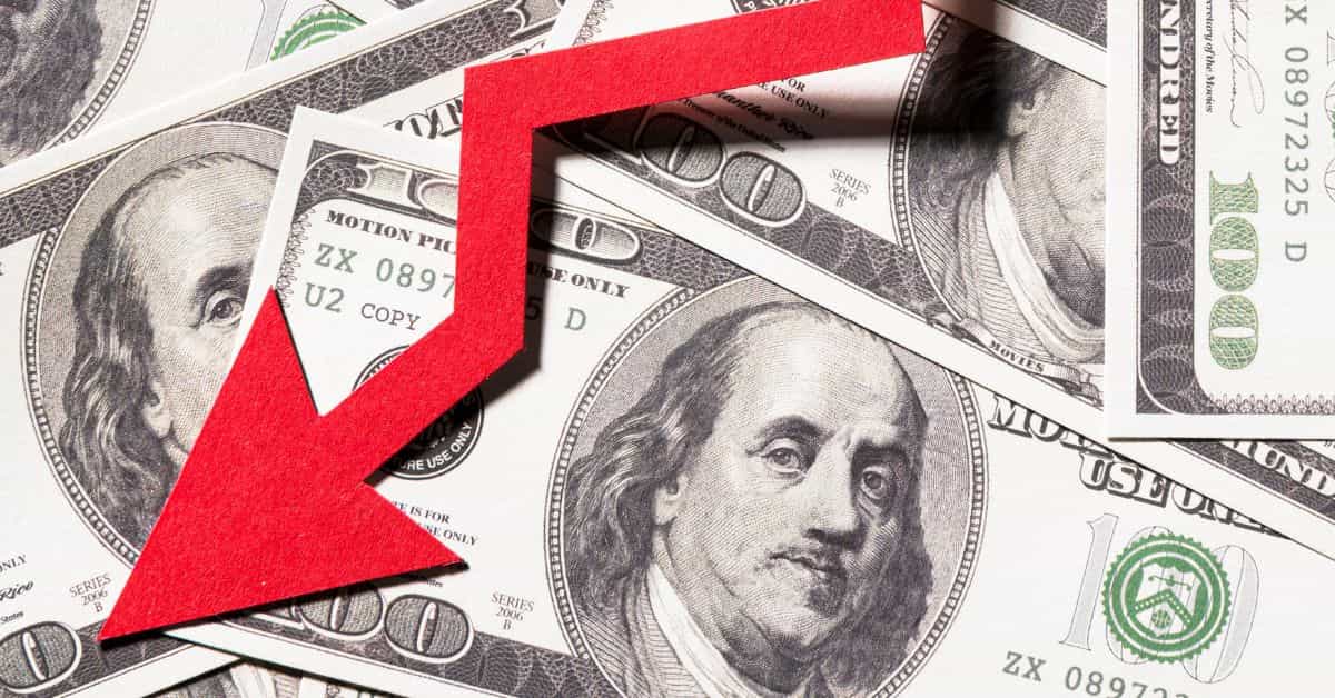 Queda do dólar em 2025 frente a moedas globais