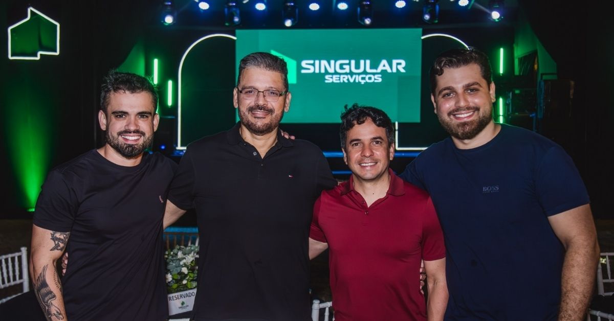 Confraternização da Singular Serviços à beira-mar com equipe administrativa