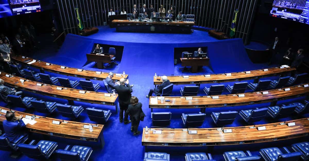 Tributação de bets e fintechs avança com aprovação no Senado