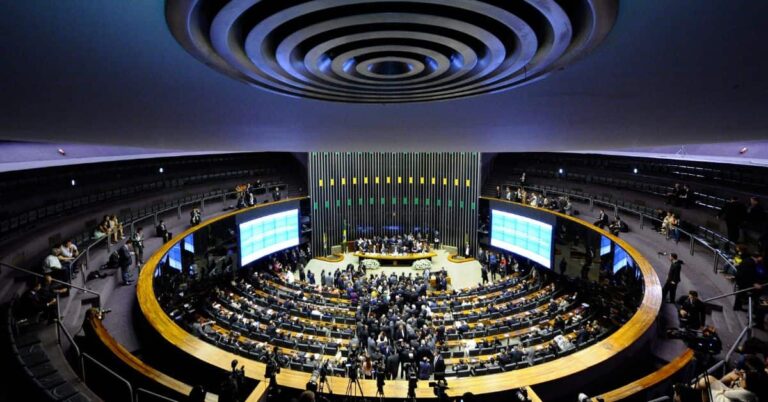 Tributação sobre bets e fintechs em votação no Congresso Nacional