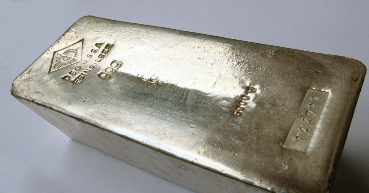 valorização da prata supera ouro em 2025