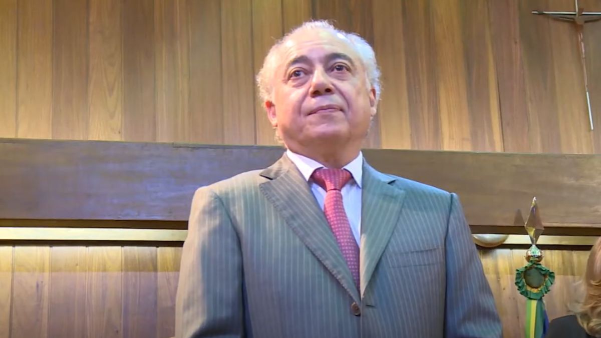 Imagem do bilionário Mário Araripe para ilustrar uma matéria sobre a Fortuna de Mário Araripe.