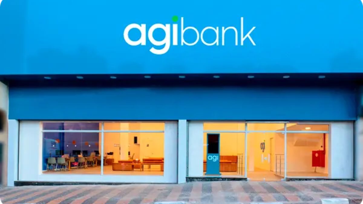 Imagem da fachada da Agibank para ilustrar uma matéria jornalística sobre o IPO da Agibank nos EUA.