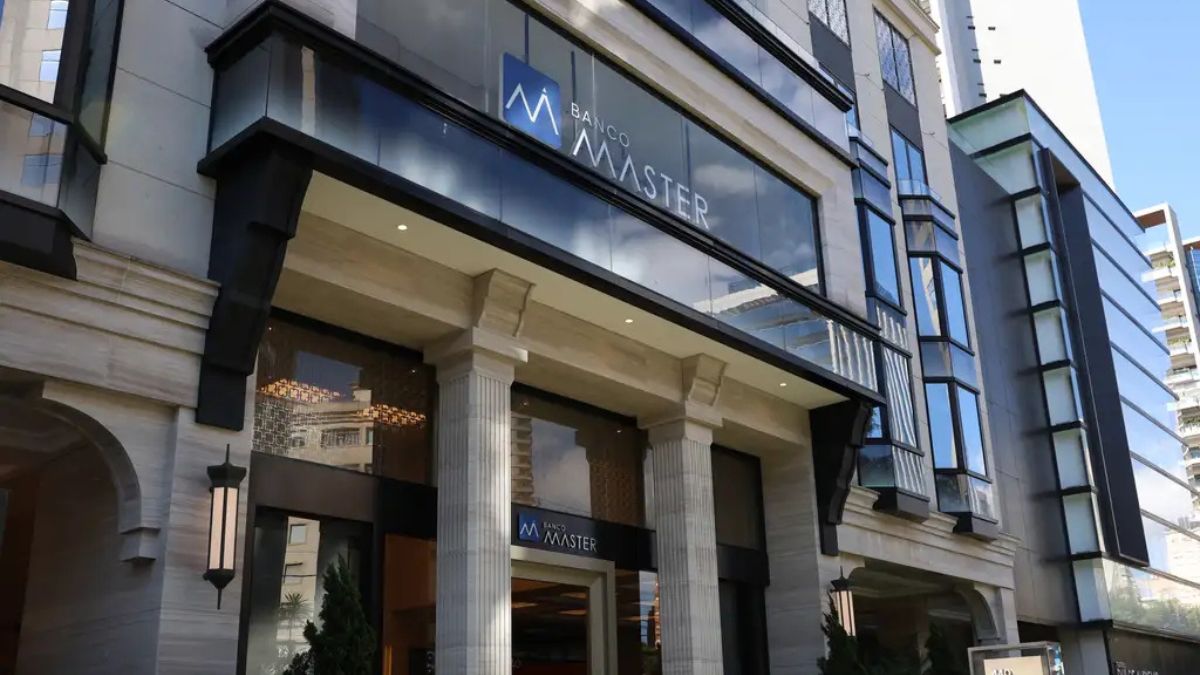 Imagem da fachada do Banco Master para ilustrar uma matéria jornalística sobre a Liquidação do Banco Master
