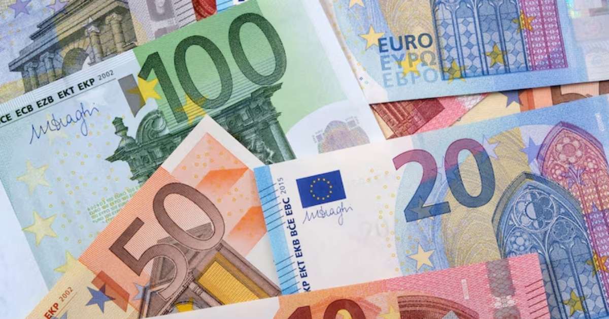 Banco Central Europeu e cédulas de euro ligadas à política monetária e inflação