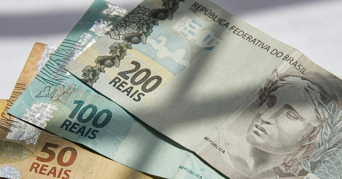 déficit nas contas externas do Brasil em 2025