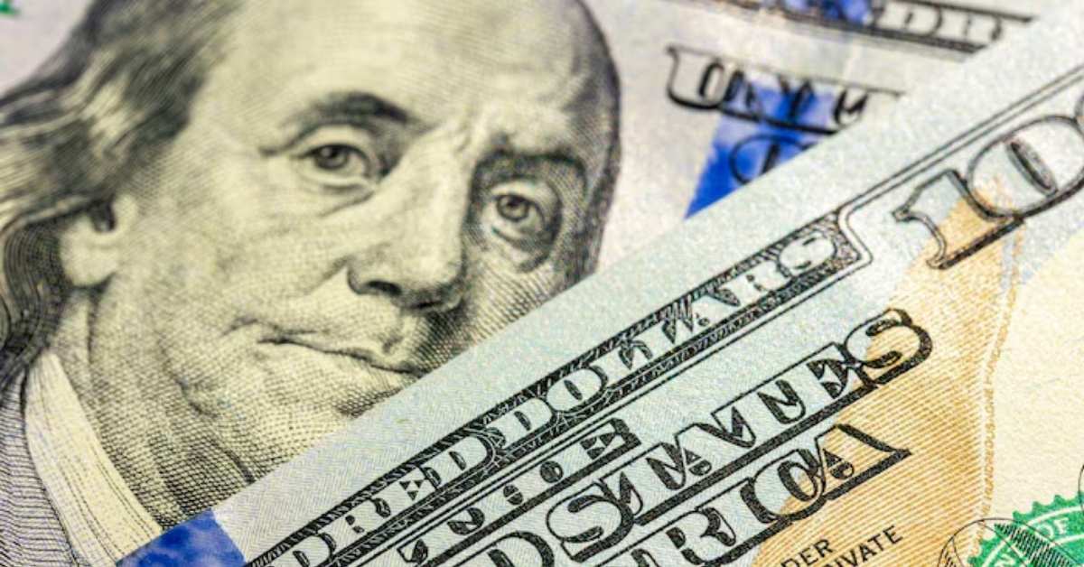 dólar sobe com ataque à Venezuela em meio à tensão geopolítica