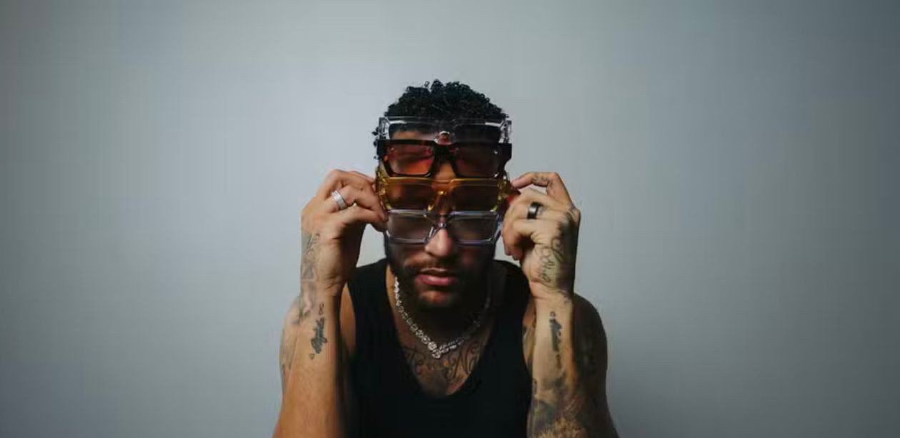 Neymar lança marca de óculos com a NJR Eyewear