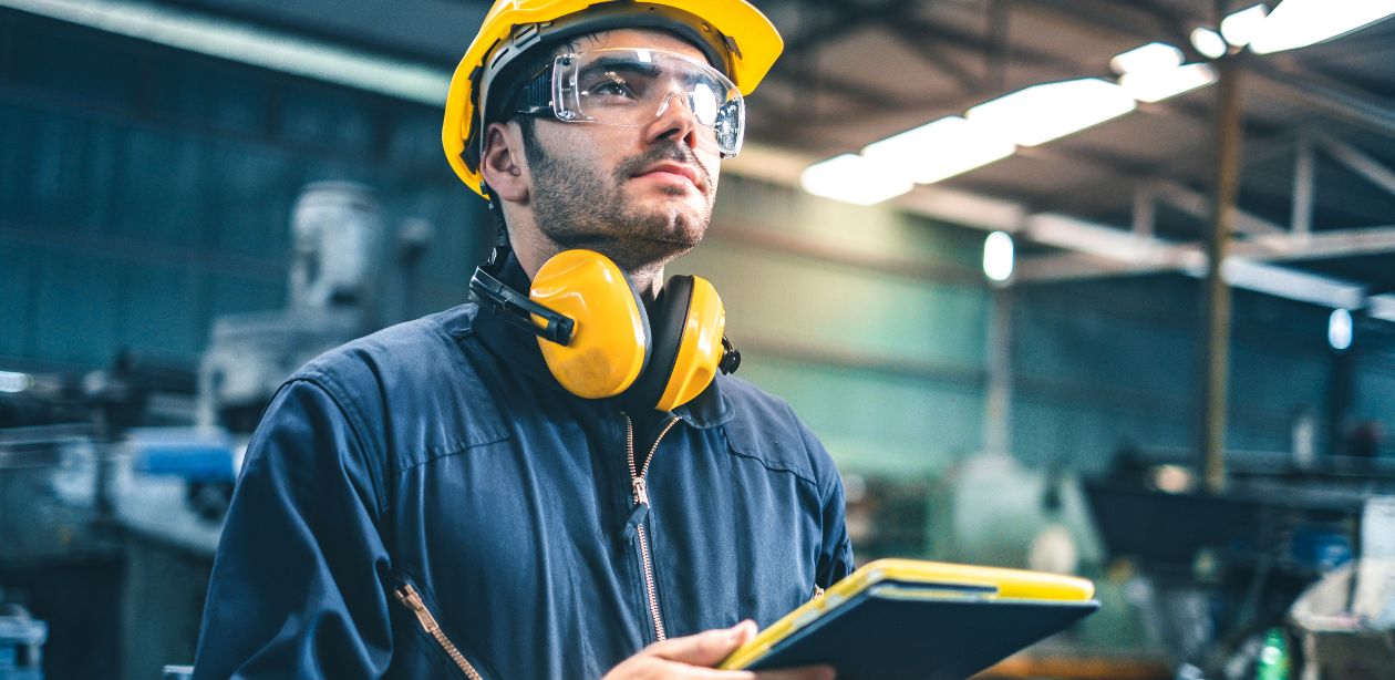 Produção industrial dos EUA em fábrica americana com linhas de produção em operação