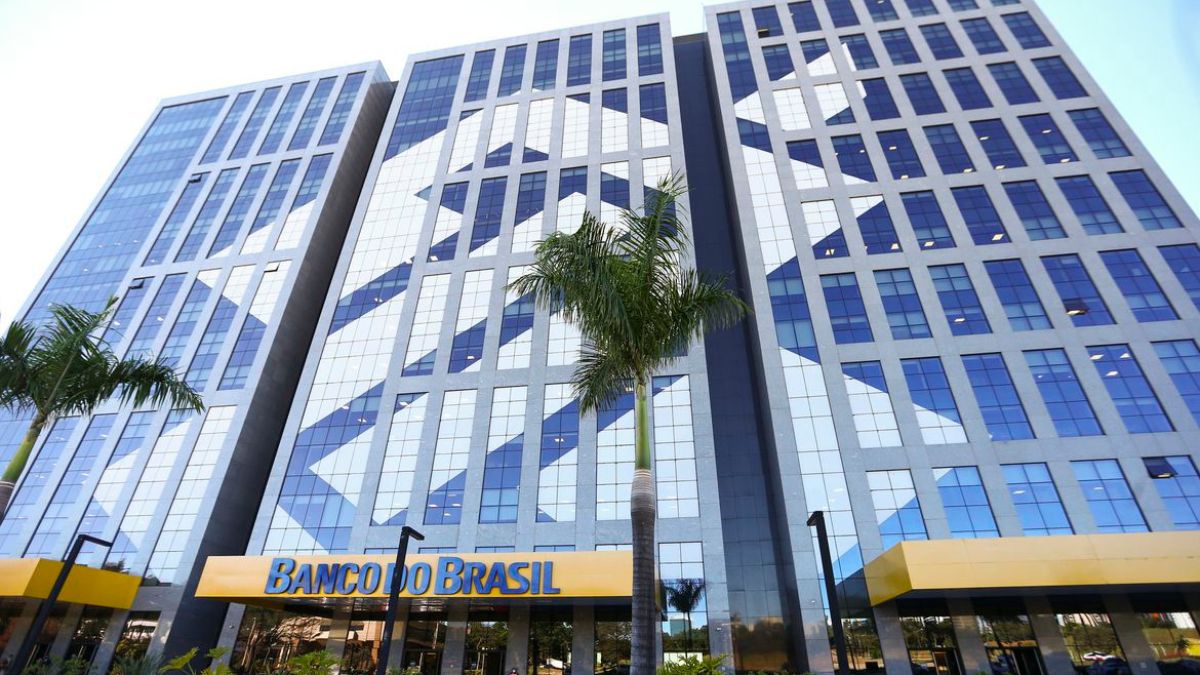Imagem da fachada do Banco do Brasil para ilustrar uma matéria jornalística sobre o Lucro do Banco do Brasil.