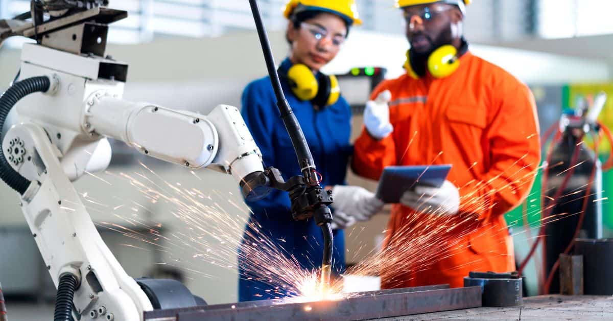 sondagem industrial de janeiro mostra produção em fábrica