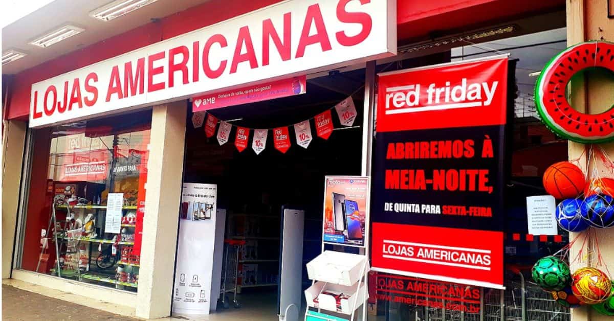 Fachada de uma das lojas Americanas durante venda de imóveis da Americanas